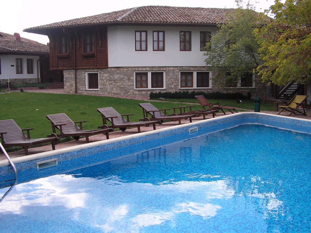 Hotel Izvora - Garden Retreat ارباناسي المظهر الخارجي الصورة