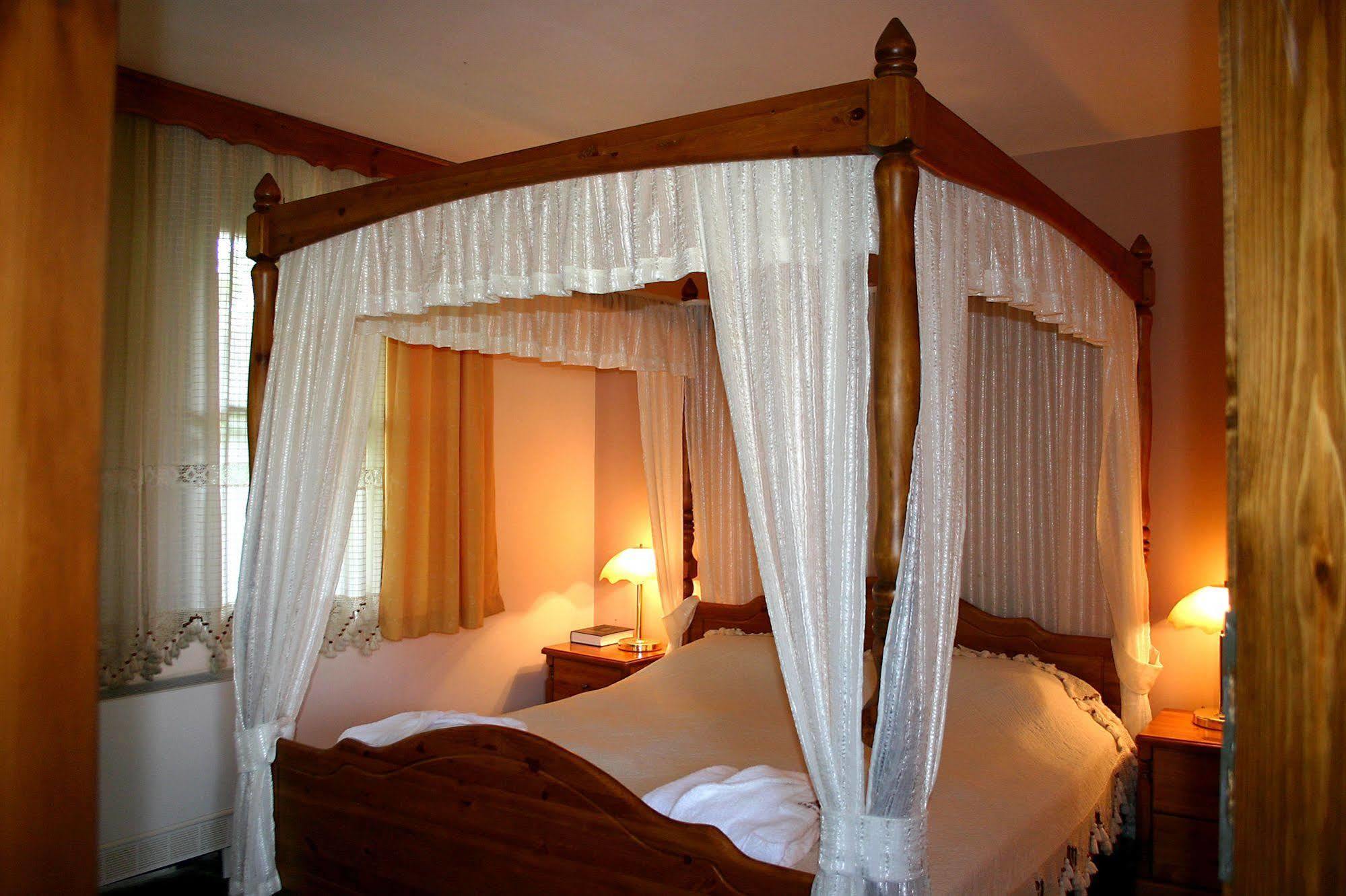 Hotel Izvora - Garden Retreat ارباناسي المظهر الخارجي الصورة